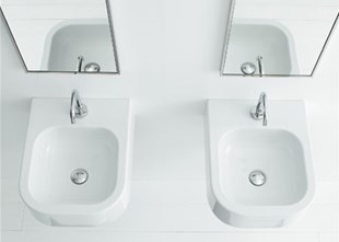 Next, Tizi, Colours line nuove e sinuose