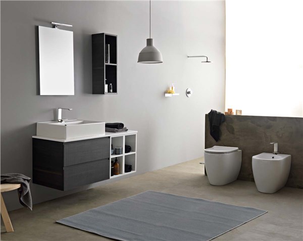 Bagno total white, il fascino dell'arredo bagno neutro 